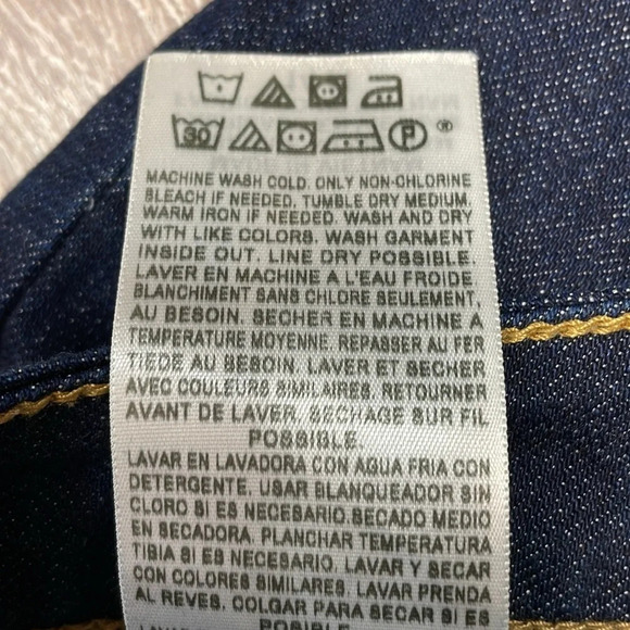 NWOT Levi’s San Francisco Bold Curve Classic Boot Cut Denim Jeans 14M - Picture 14 of 16